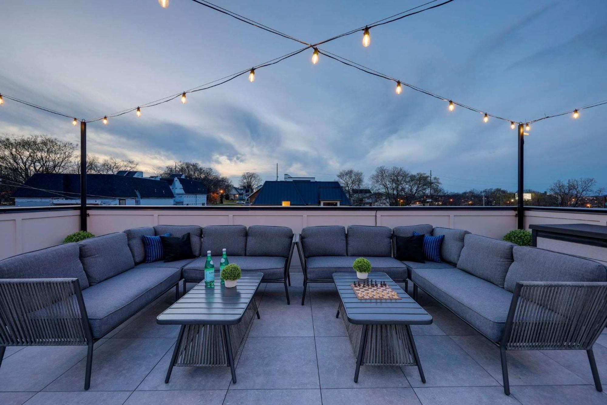 Villa The Ireland - Rooftop Views, 9 Min To Broadway Nashville Exterior foto